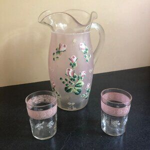 Hand Painted Ruffled Edge Lemonade Set